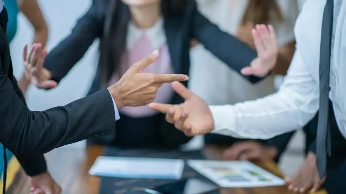 Benefits of Combining Mediation with Mental Health Awareness Crowthorne
