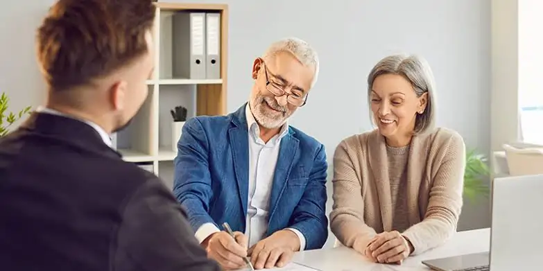 Why Are More Divorcing Couples Choosing Mediation Crowthorne?